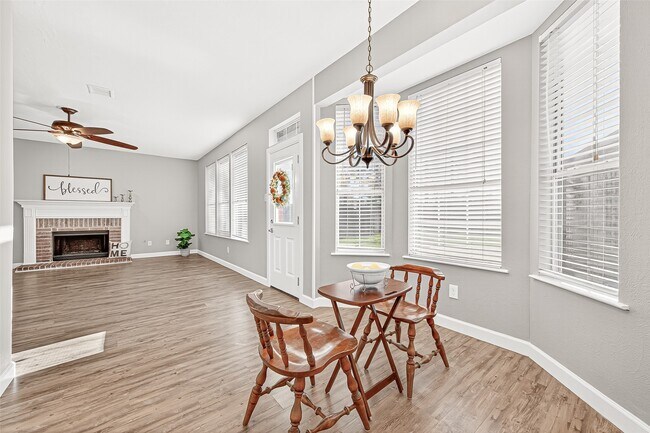 Building Photo - 14015 Wheatbridge Dr