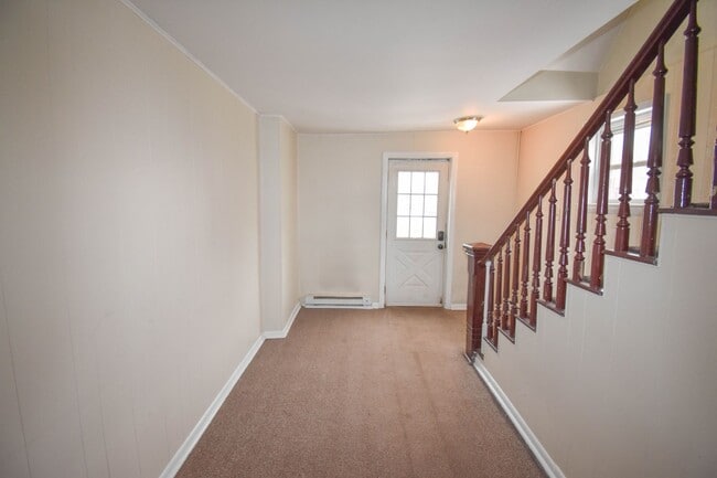 Building Photo - RWIL300