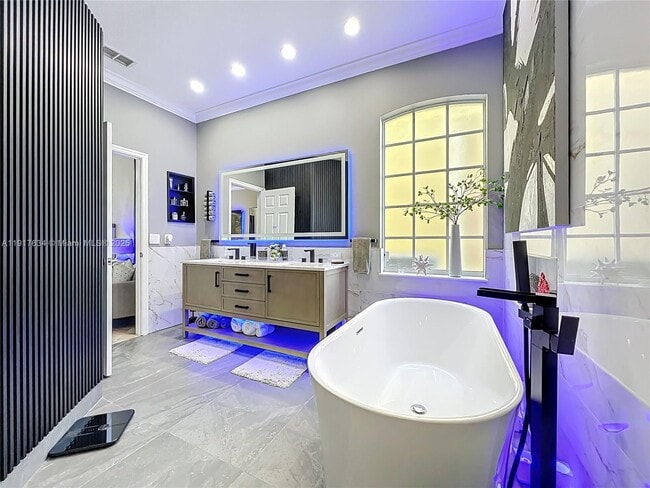 Building Photo - 13430 Meadow Bay Loop