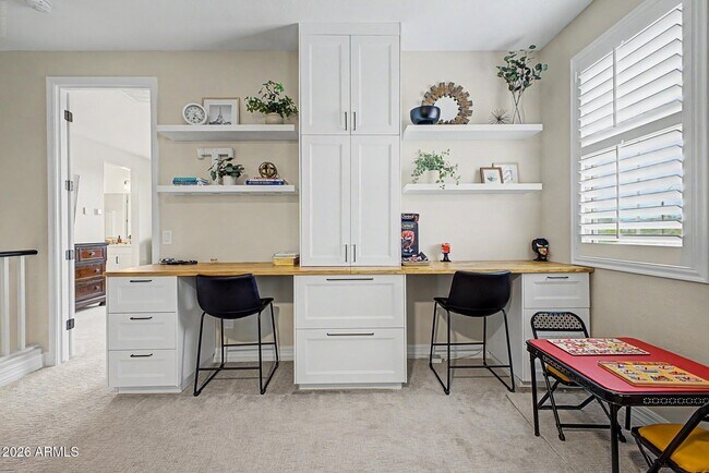 Building Photo - 10422 E Corbin Ave