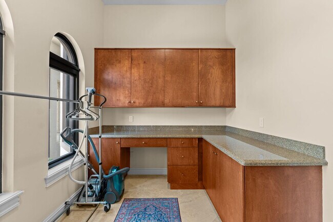 Building Photo - 3310 Palm Beach Point Blvd