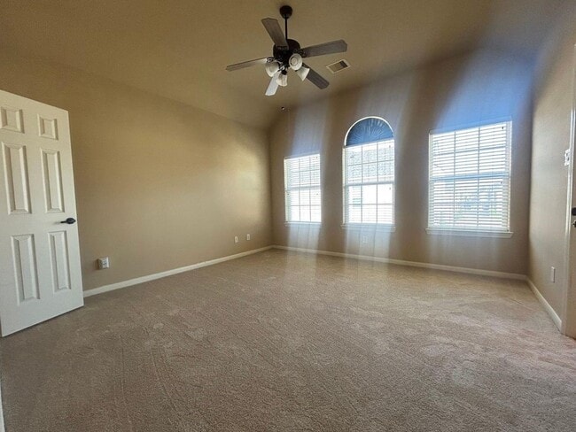 Building Photo - 1724 Aden Mist Dr
