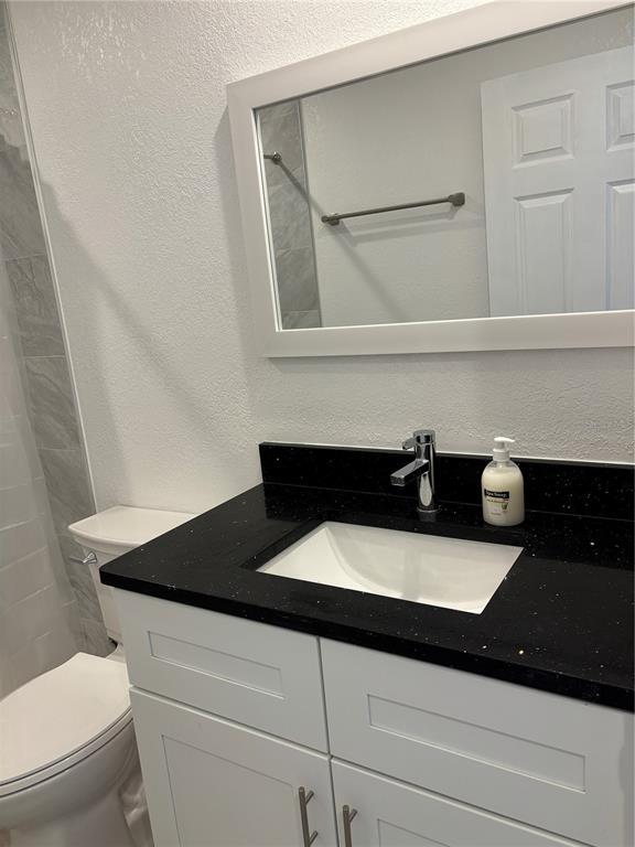 Building Photo - 5815 Erin Ln S