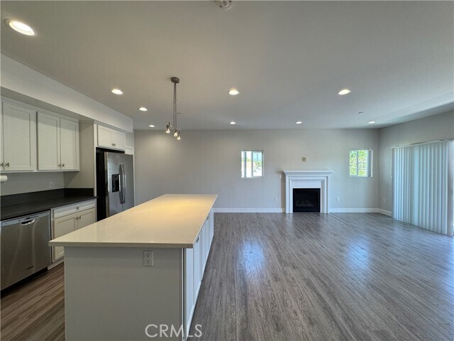 Building Photo - 5432 Hermitage Ave