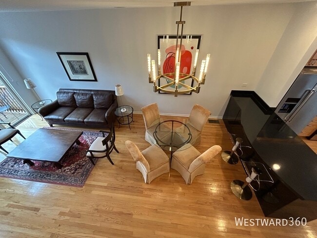 Building Photo - 1801 W Winnemac Ave