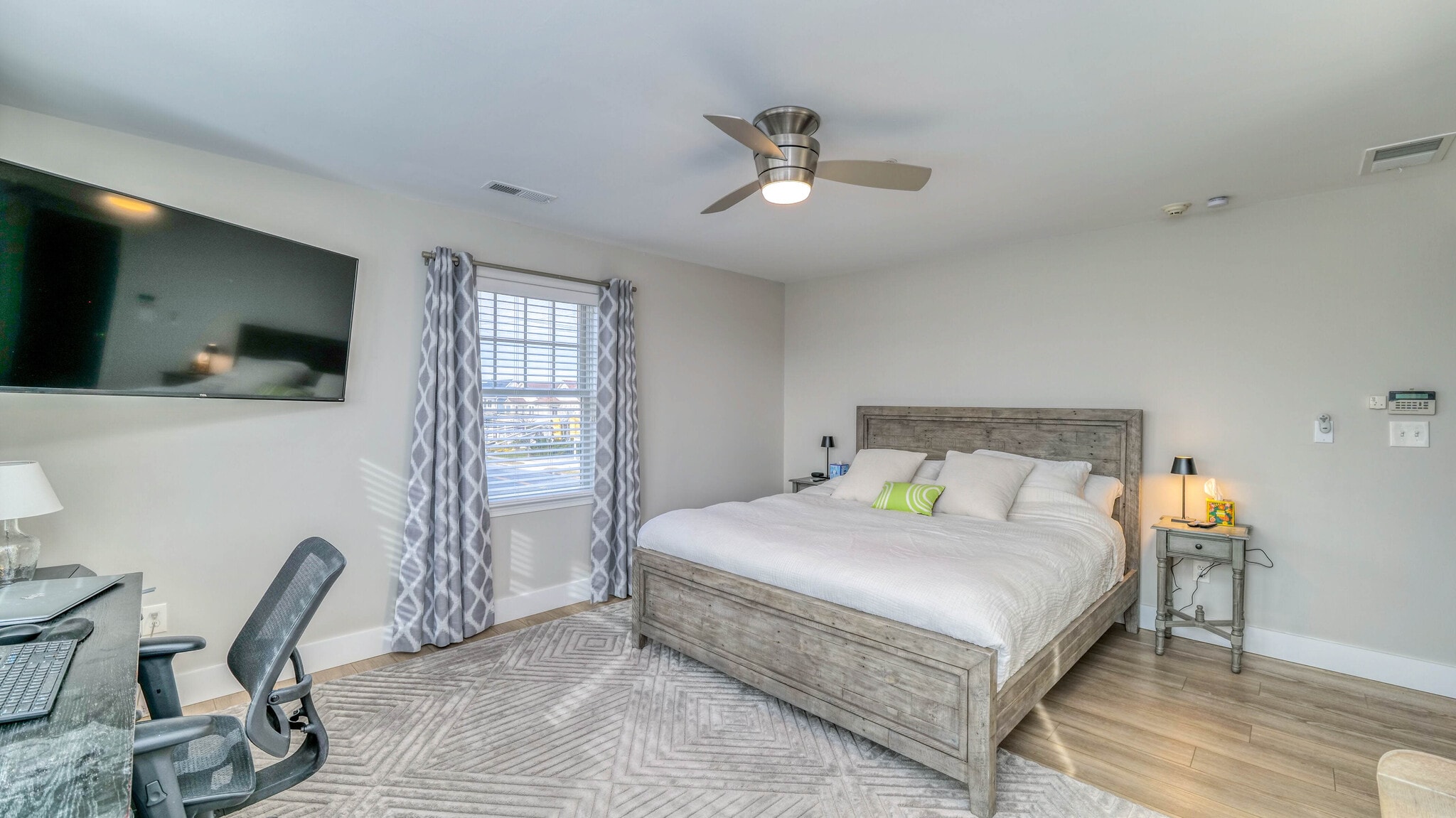 Building Photo - 9100 Atlantic Ave