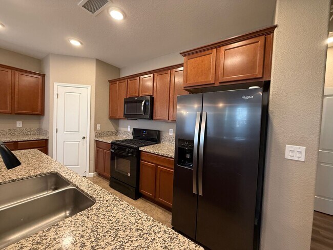 Building Photo - Beautiful Home in Sparks, NV- Single story