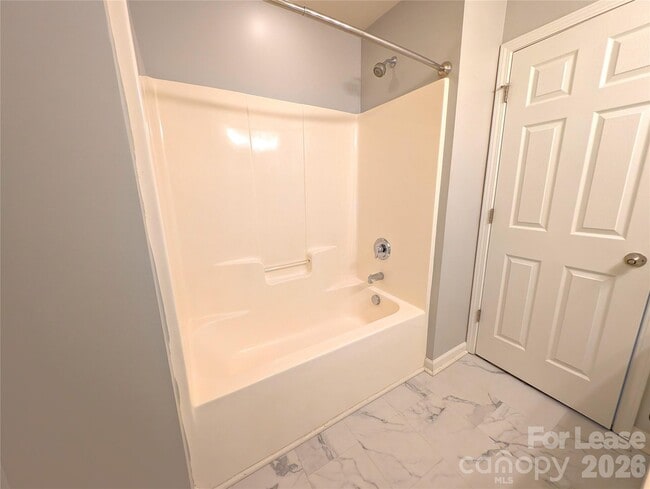 Building Photo - 12444 Caracara Ct