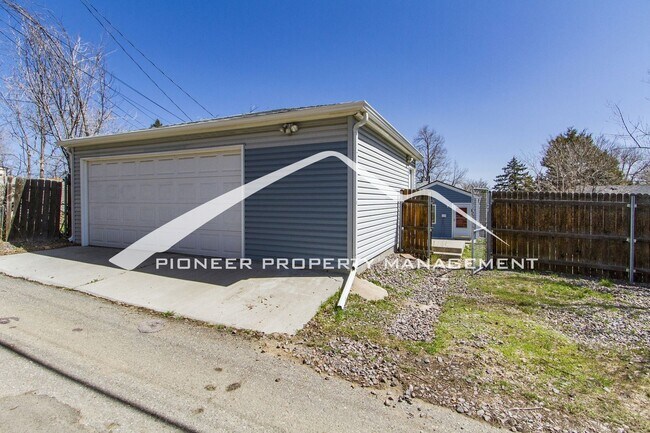 Building Photo - 41 S Osceola St