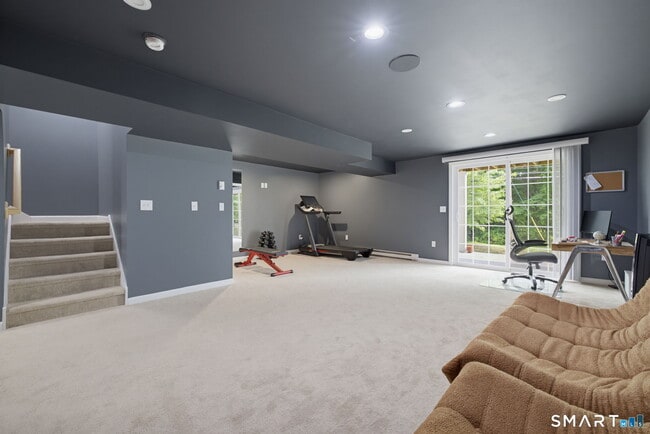 Building Photo - 11 Red Rock Ln