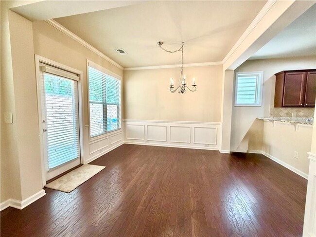 Building Photo - 6215 Crested Moss Dr