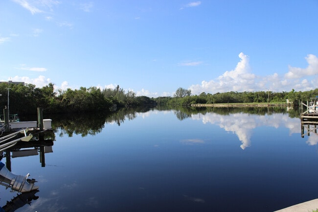 Building Photo - 2/2 Condo with Marina and River Views-Includes cable and water