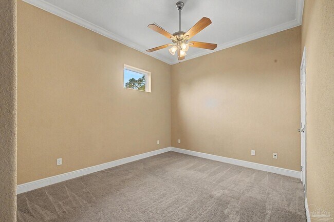 Building Photo - 542 S 72nd Ave