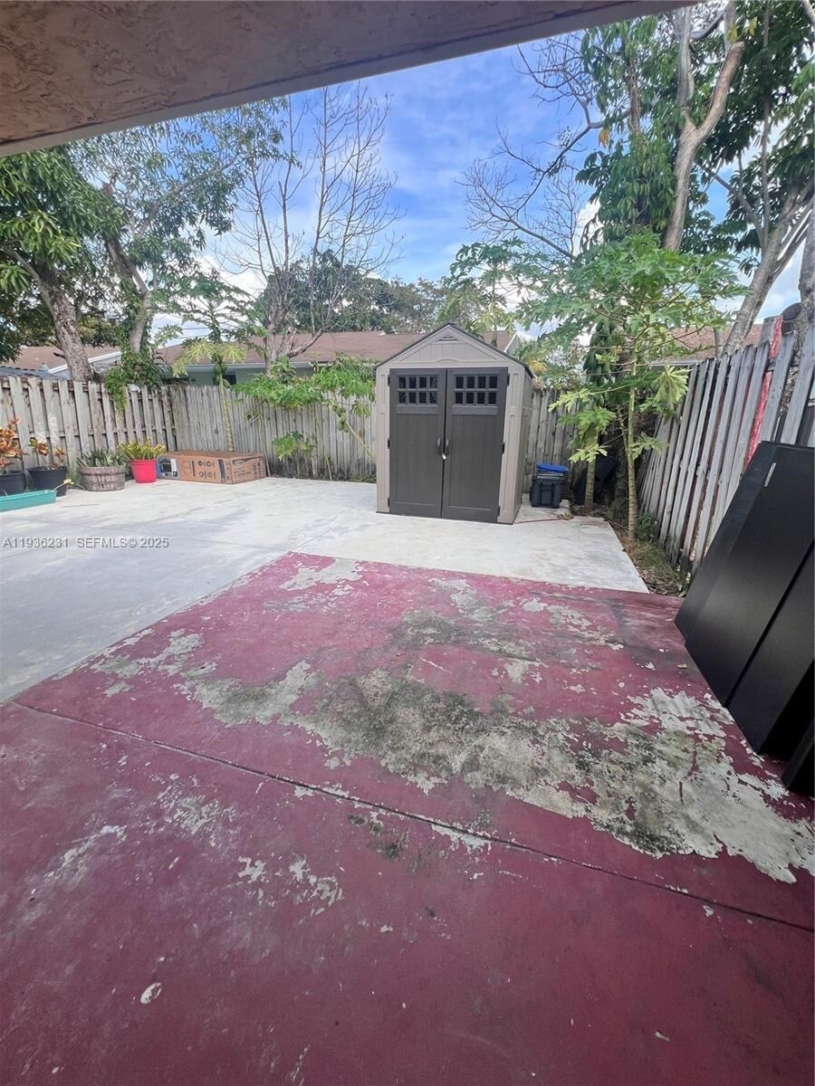 Building Photo - 20613 SW 93rd Ave