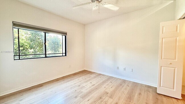 Building Photo - 2808 Amalei Dr