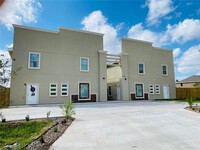 Building Photo - 2101 Taxco Ct