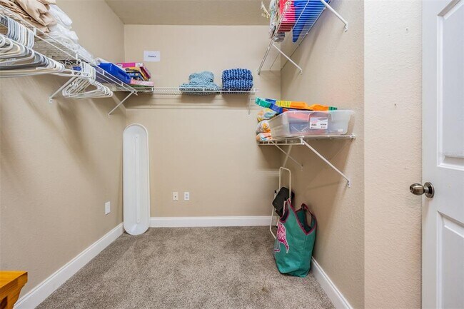 Building Photo - 2148 Chianti Pl