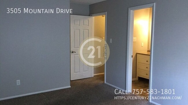 Building Photo - 3505 Mountain Dr