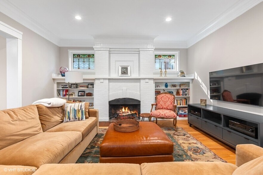 Building Photo - 935 Judson Ave