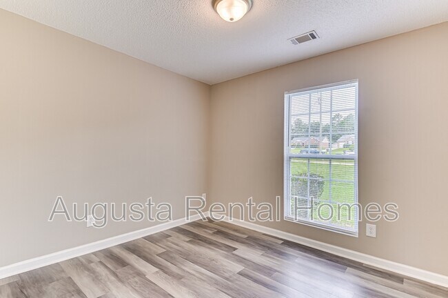 Building Photo - 4416 Hatteras Dr