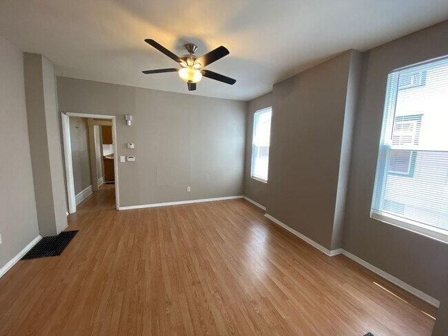 Building Photo - 1444 Hunter Ave