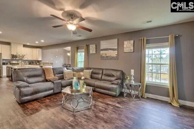 Building Photo - 1161 Beechfern Cir
