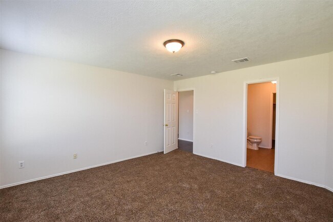 Building Photo - 19014 Prairie Bluff Dr