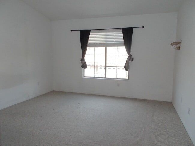 Building Photo - 7295 Diamond Canyon Ln