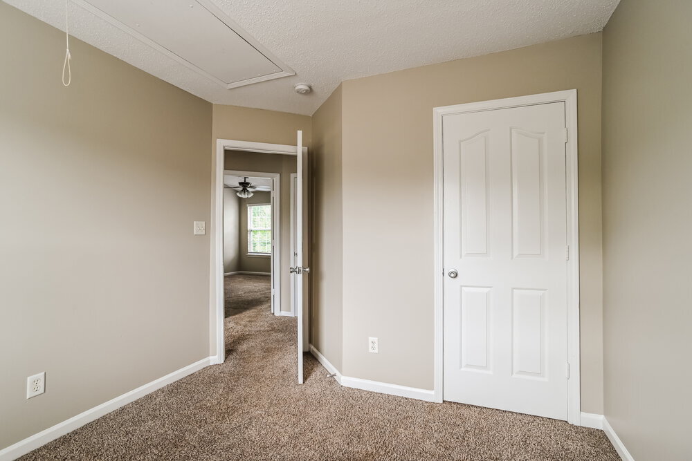 Building Photo - 11338 Northwoods Forest Dr