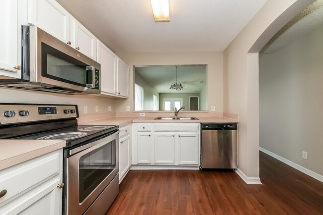 Building Photo - 13123 Fennway Ridge Dr