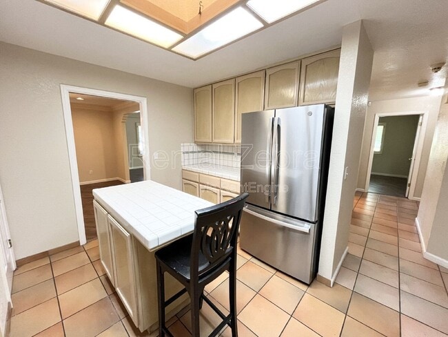 Building Photo - 1199 Paseo Verde Dr