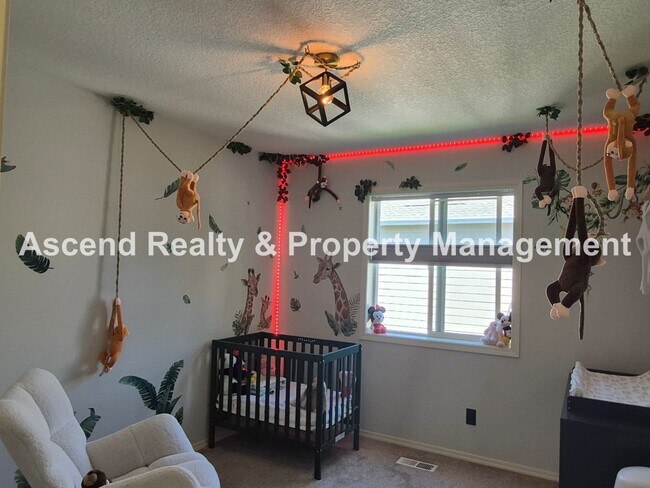 Building Photo - Outstanding 4bed+Office Bethany Area 2 Level Home Updated Throughout Available 6/22 or Sooner