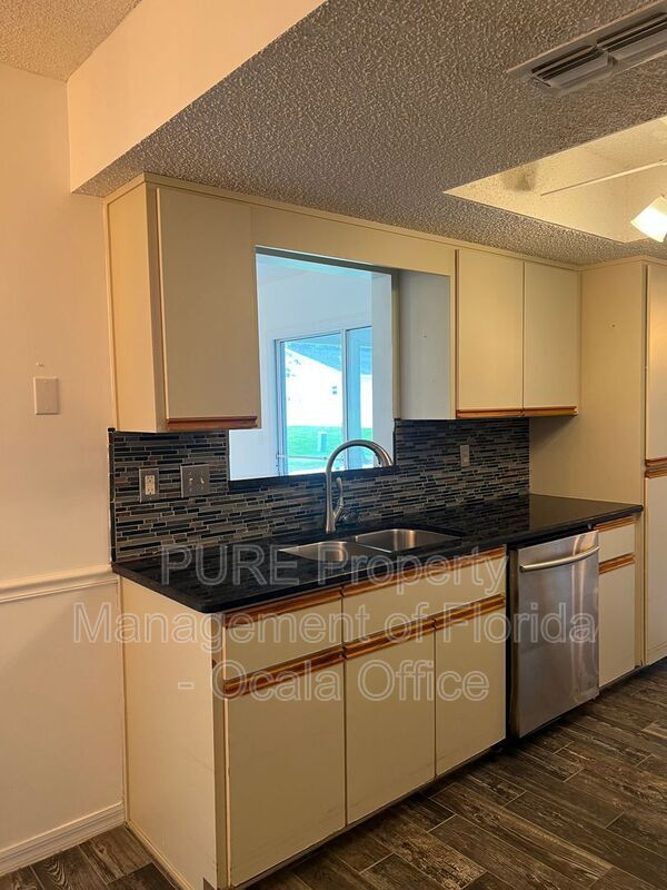 Building Photo - 6382 SW 103rd Street Rd