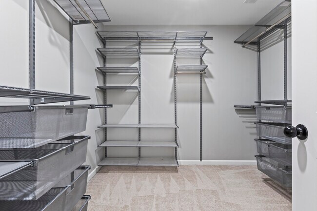 Building Photo - 2681 Rockaway Pl