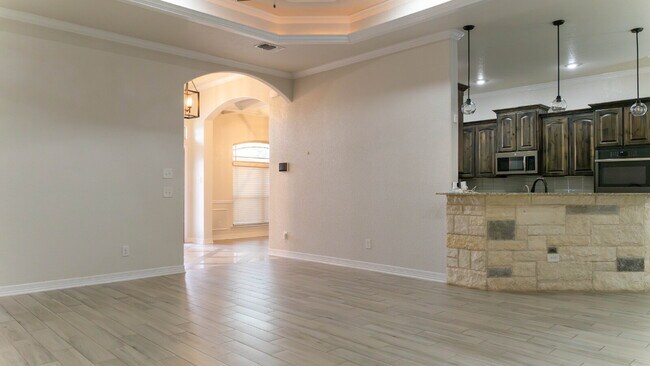 Building Photo - "Coming Soon! Spacious 4-Bed, 3-Bath Home in Killeen's Preston Hollow – 2781 Sq Ft of Comfort!"