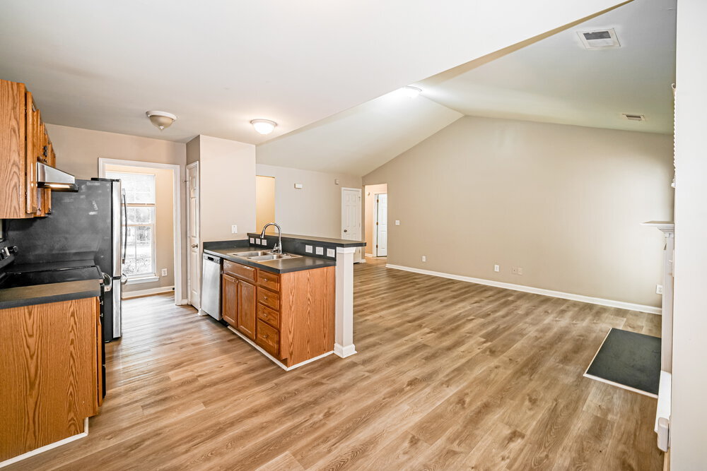 Building Photo - 5833 Lawn Meadow Dr