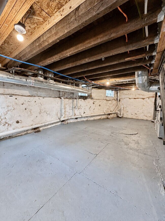 Building Photo - Rooftop Deck Living in Fishtown — Spacious 3-Bed, 2-Bath Home for Rent