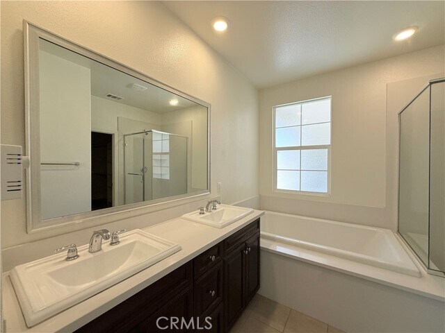 Building Photo - 13166 Oatman Dr