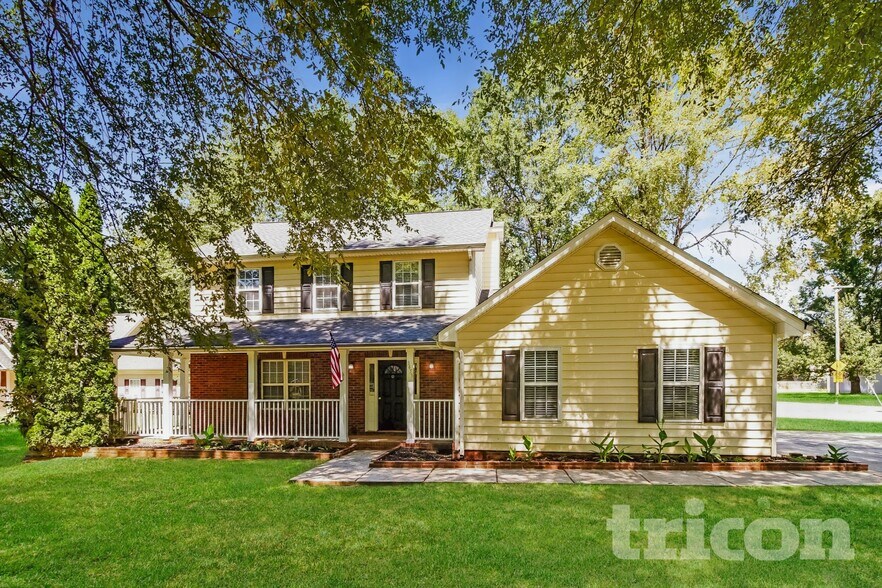 Primary Photo - 3453 Sunset Rd