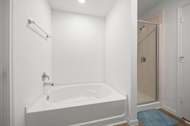 Building Photo - 8207 Star Ter Dr