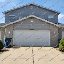 Building Photo - Large 2 Bedroom Winfield Townhome