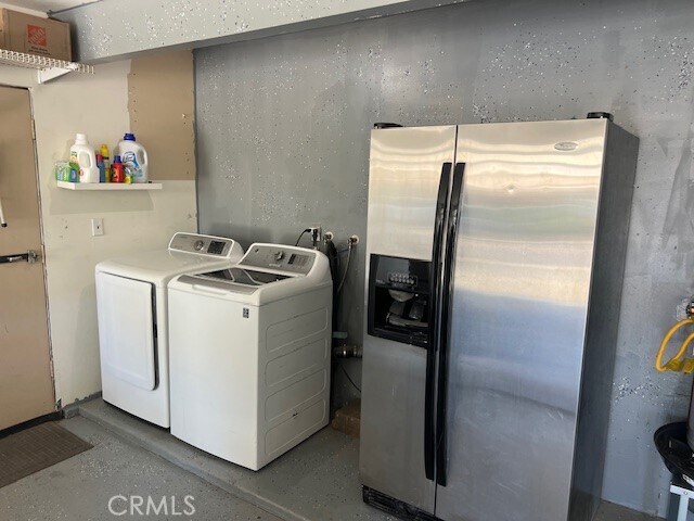 Building Photo - 43660 Elkhorn Trail