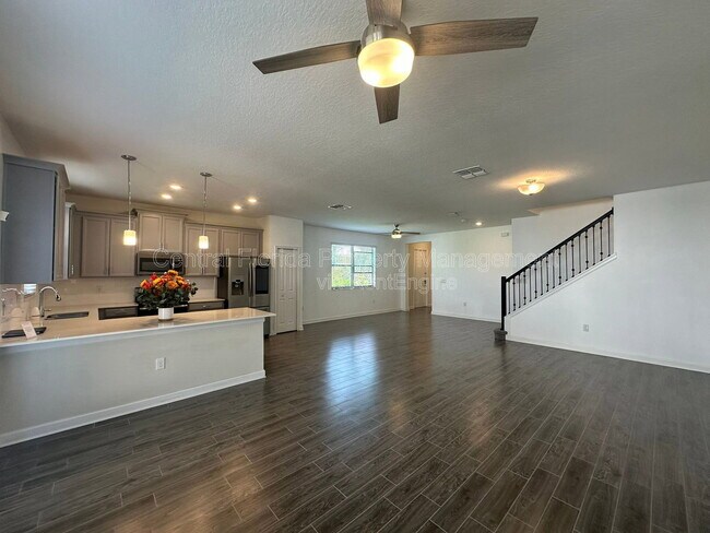 Building Photo - 8501 Arcadia Ln