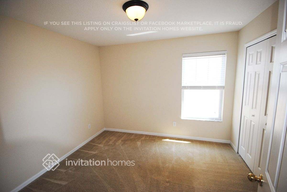 Building Photo - 6849 Sundrop St