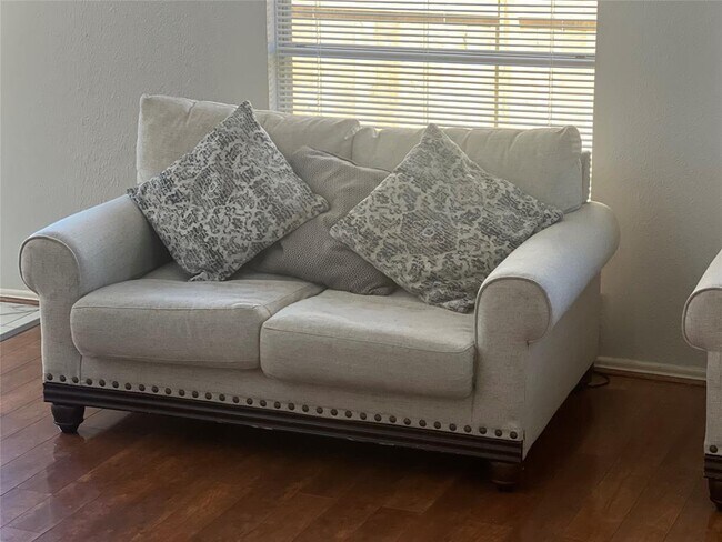 Building Photo - 1411 Sterling Green Ct