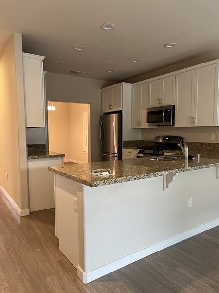 Building Photo - 1028 Beymer Loop