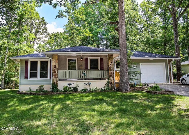 Primary Photo - 2 bedroom / 1 bath Fairfield Glade Home