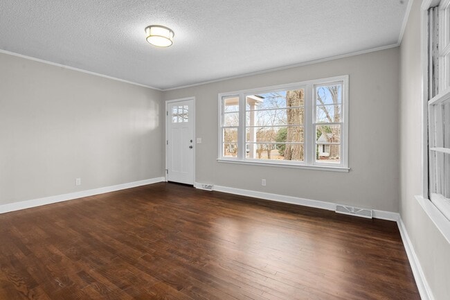 Building Photo - Beautiful 3BD Home in Clemson! Available Now