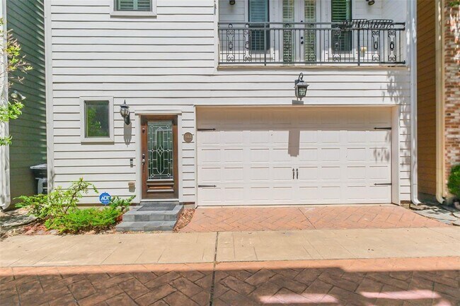 Primary Photo - 706 Allston St