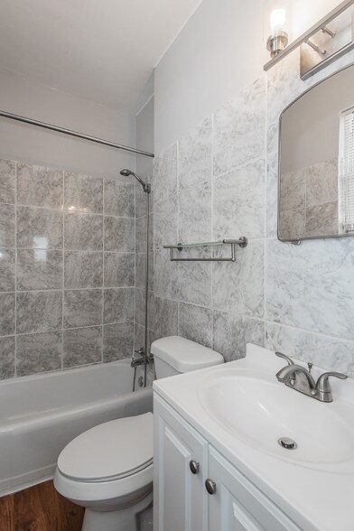 Building Photo - 3450 Macklind Ave